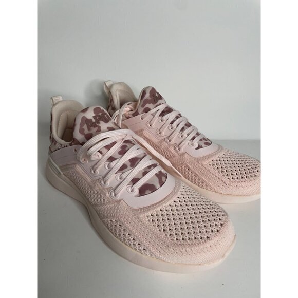 APL Women's TechLoom Tracer Sneaker Creme Beachwood Leopard Size 37 US 7 NEW - Picture 2 of 6